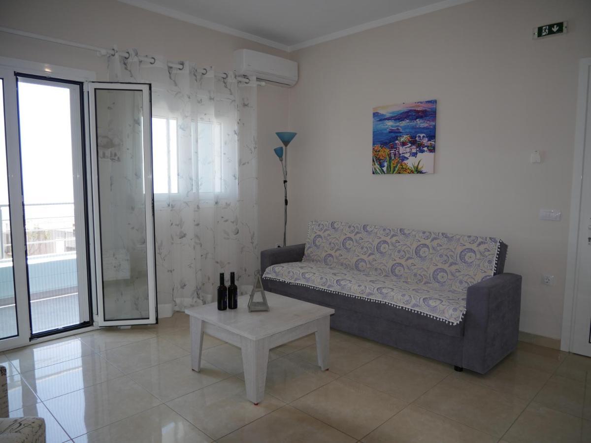 شقة Roza'S Family House إيميروفيغلي المظهر الخارجي الصورة